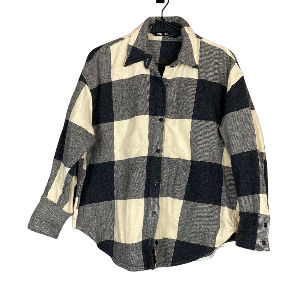 Zara grey and cream boxy plaid flannel top